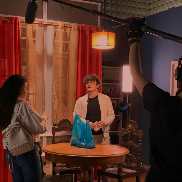 formacao-de-atores-cinema-televisao-teatro-header